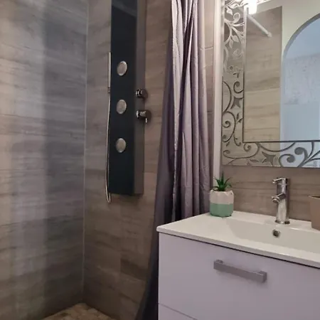 Konukevi Barreau 4*